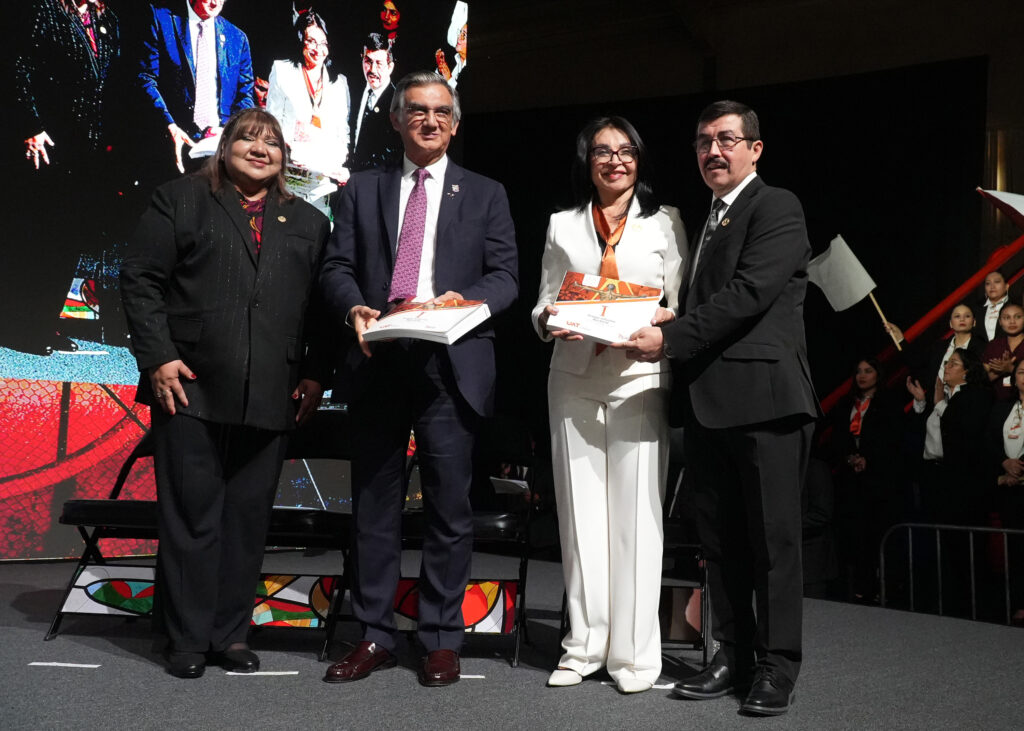 La imagen tiene un atributo ALT vacío; su nombre de archivo es damaso-asamblea-1024x731.jpg